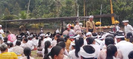 Upacara Melasti Ke Sowan Alit,Desa Adat Banyuseri